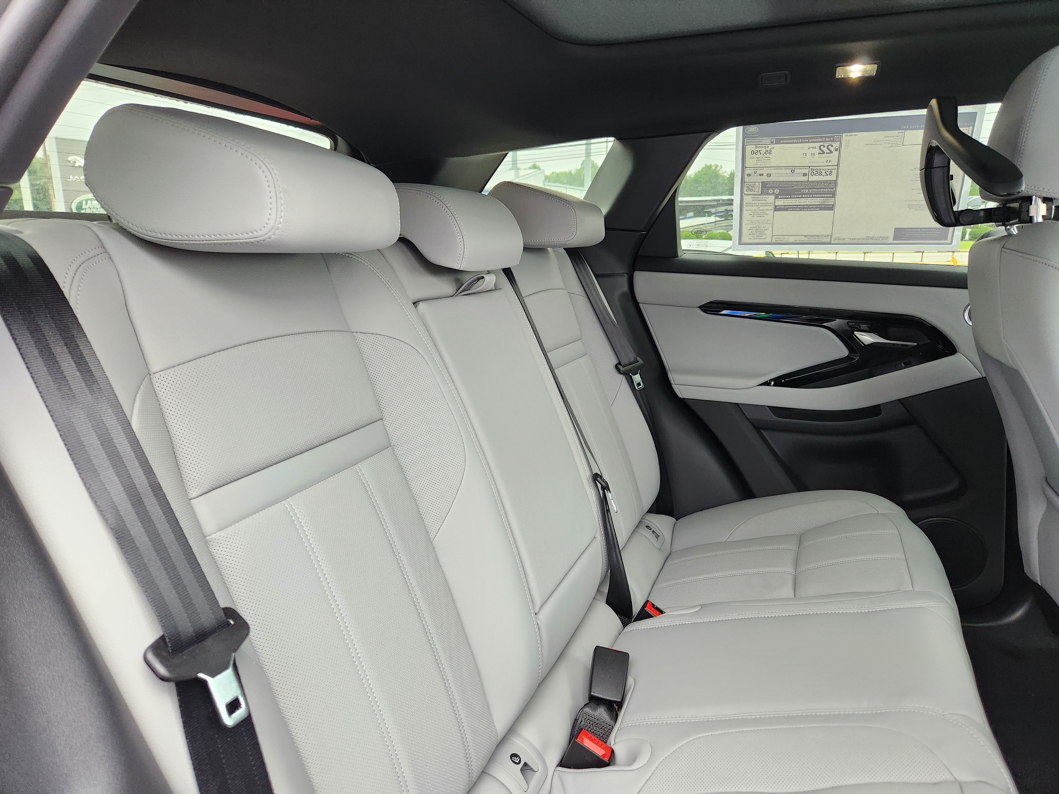 New 2026 Santorini Black LAND ROVER S image 11