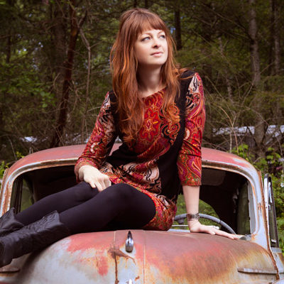 tekla-waterfield-bio-style