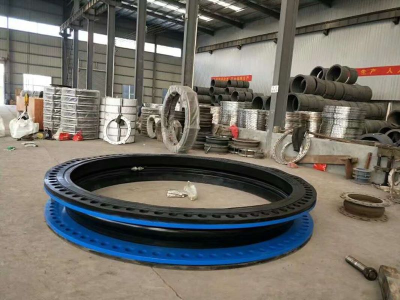 DN2400 rubber expansion joint installation site Henan Shunying