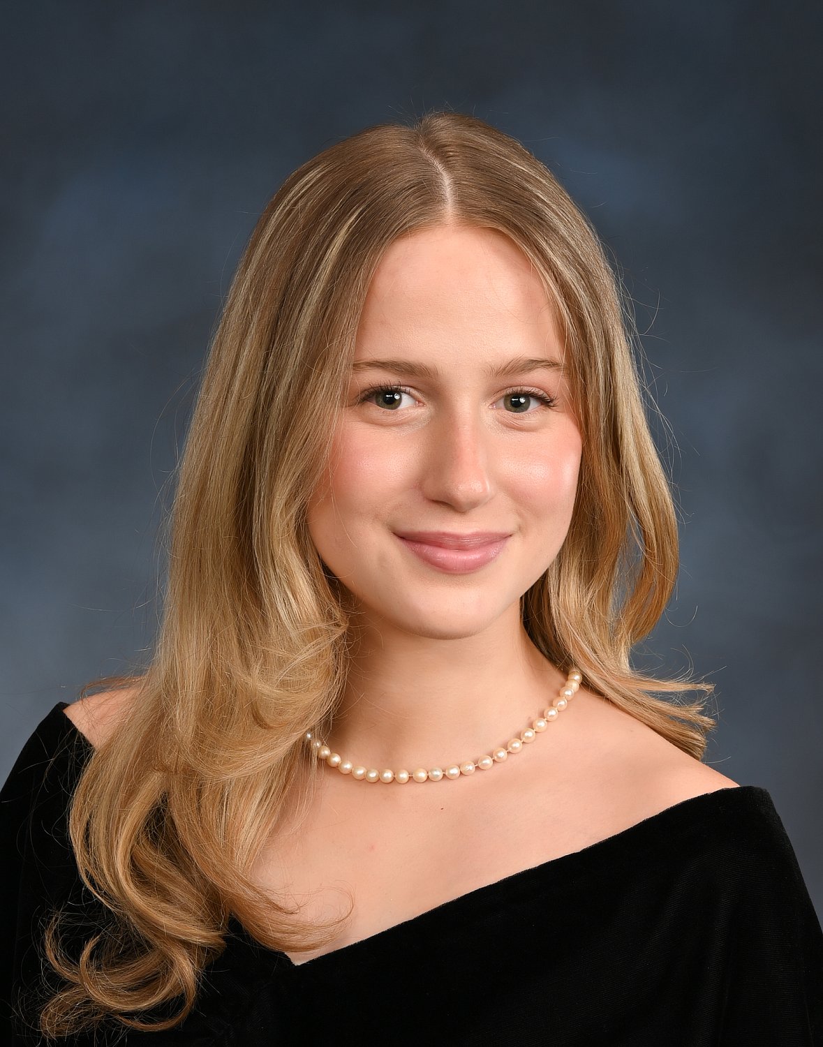 Academy of the Holy Cross Yearbook Session Check-in & Payment | Single,_Delaney_122_ret.jpg