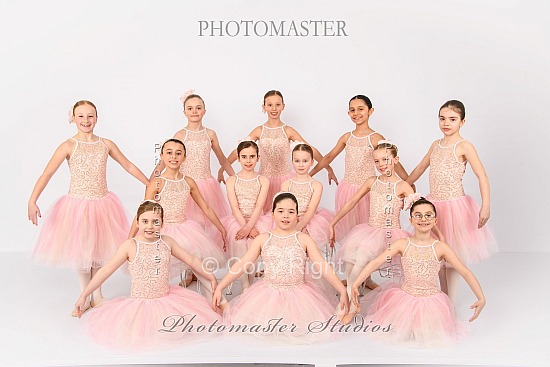 P3 Mon 4:00 HAL  (Julia O.) 