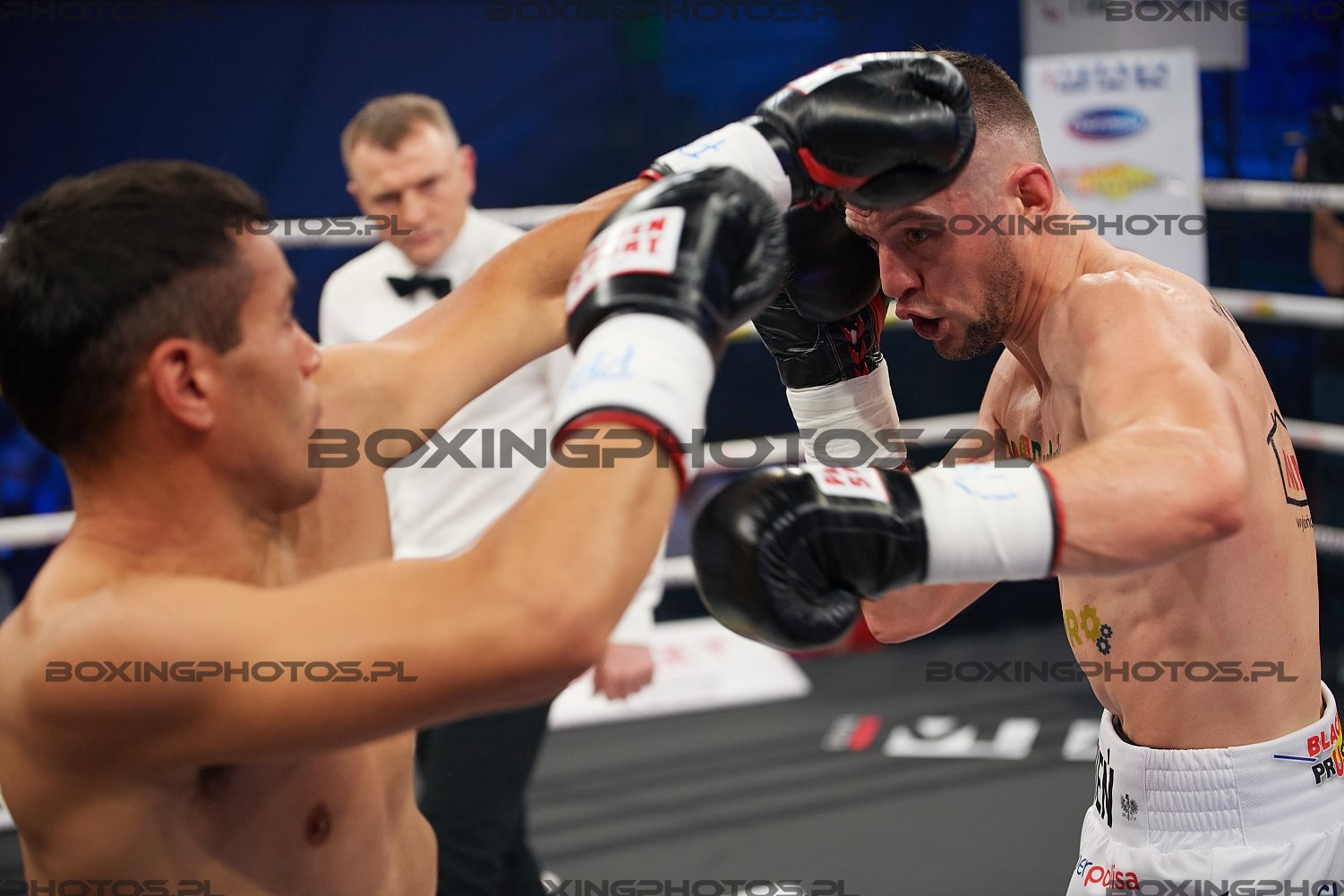 Paweł Stępień vs Herman David Perez
