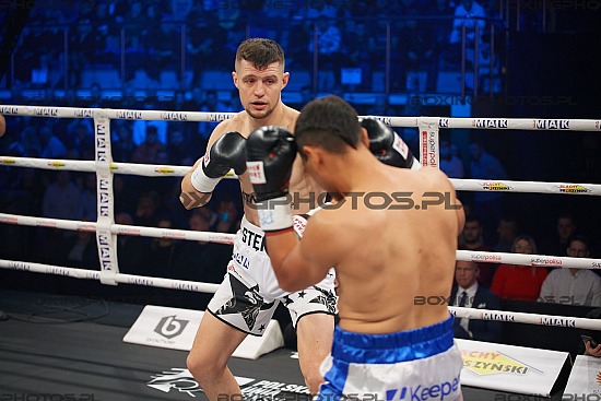 Paweł Stępień vs Herman David Perez