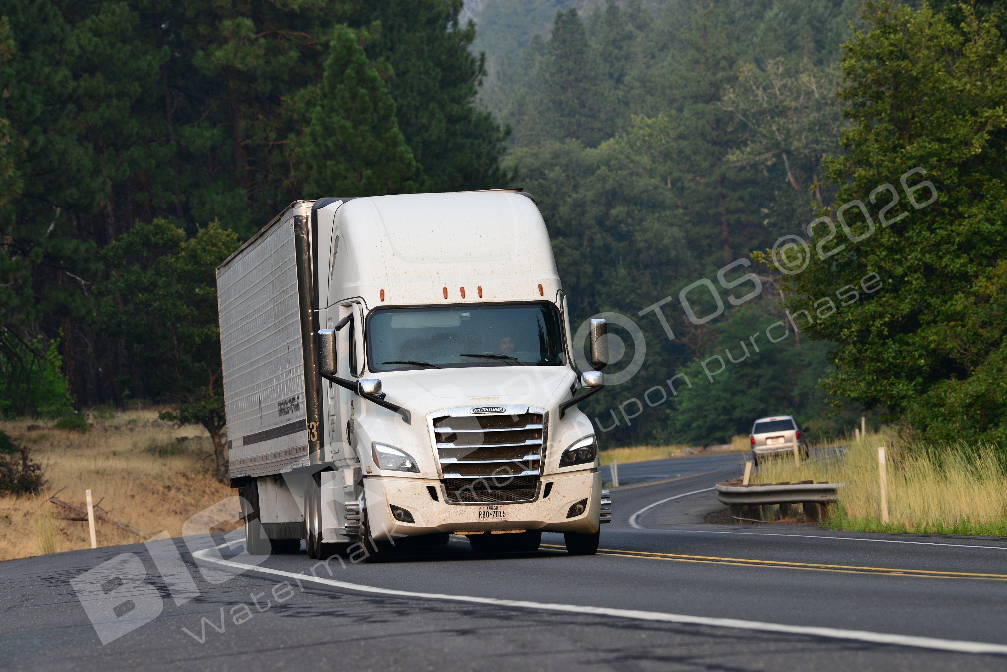 33, BBF, Dry Van, Freightliner Trucks, Reefer, r802015