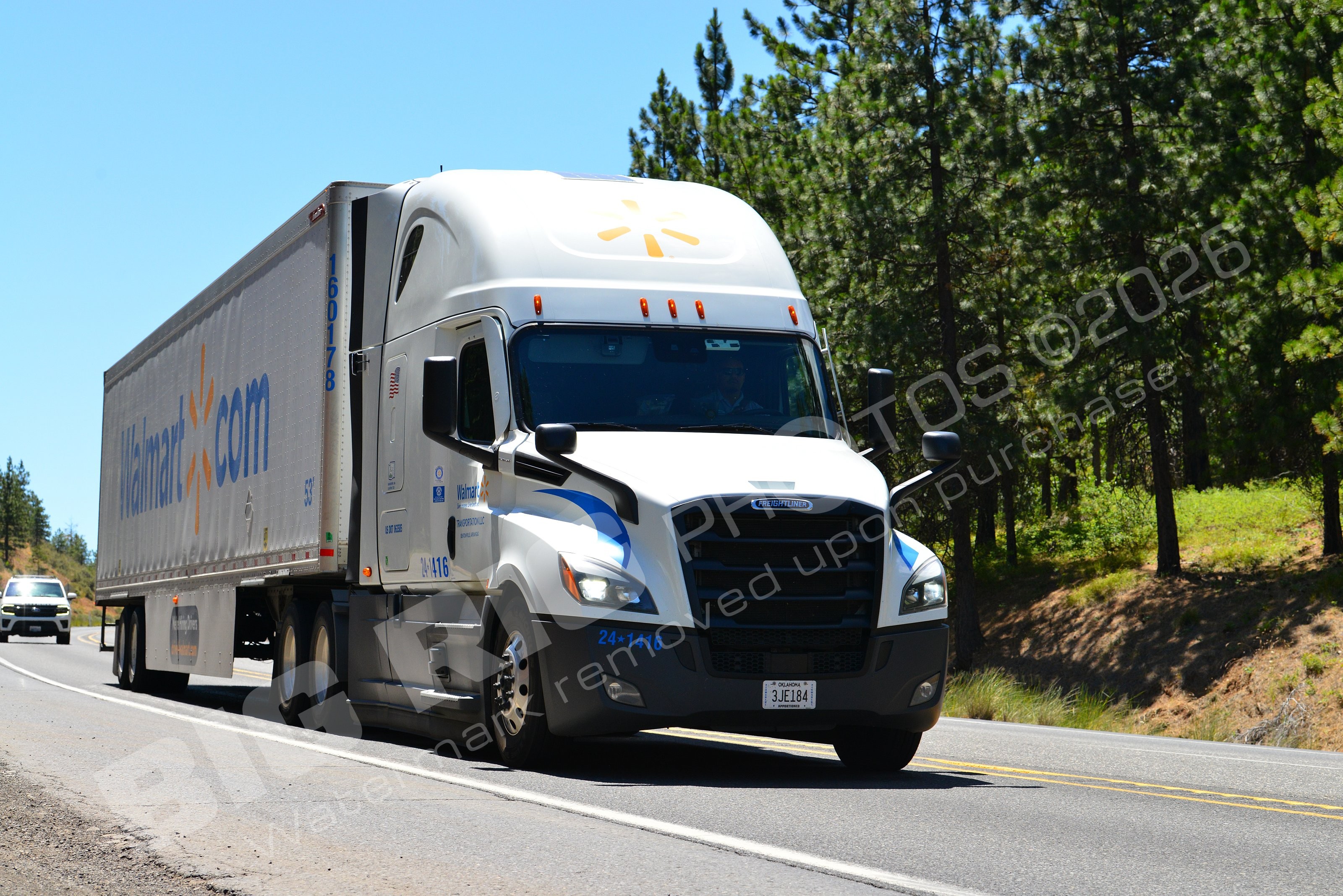 24-1416, 3je184, BBB, Freightliner Tru, Walmart, Walmart 24-1416