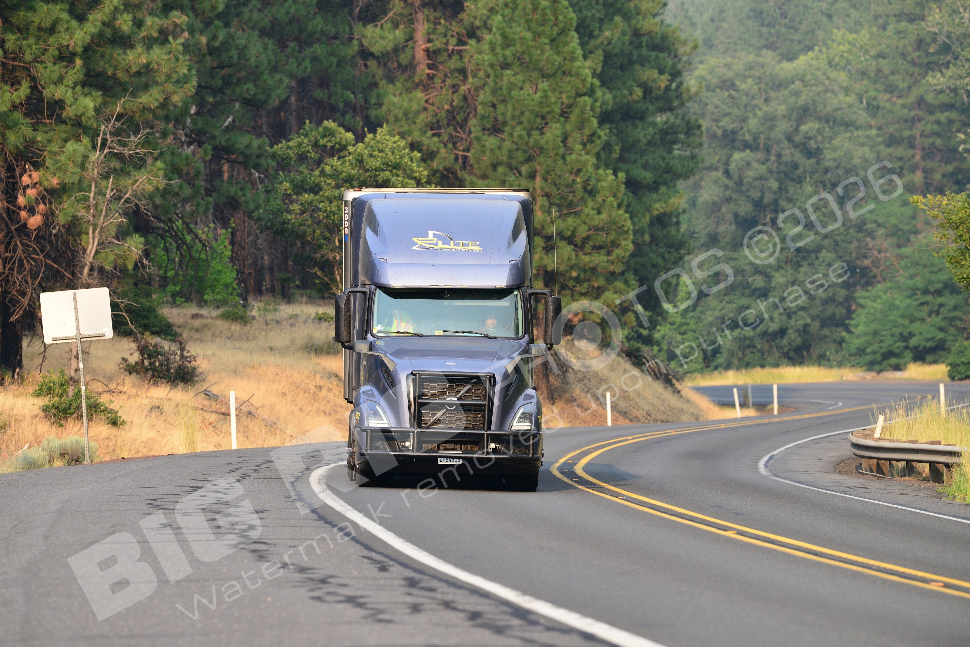 3090, BBF, Dry Van, Elite, Elite 3090, Volvo, zp84658