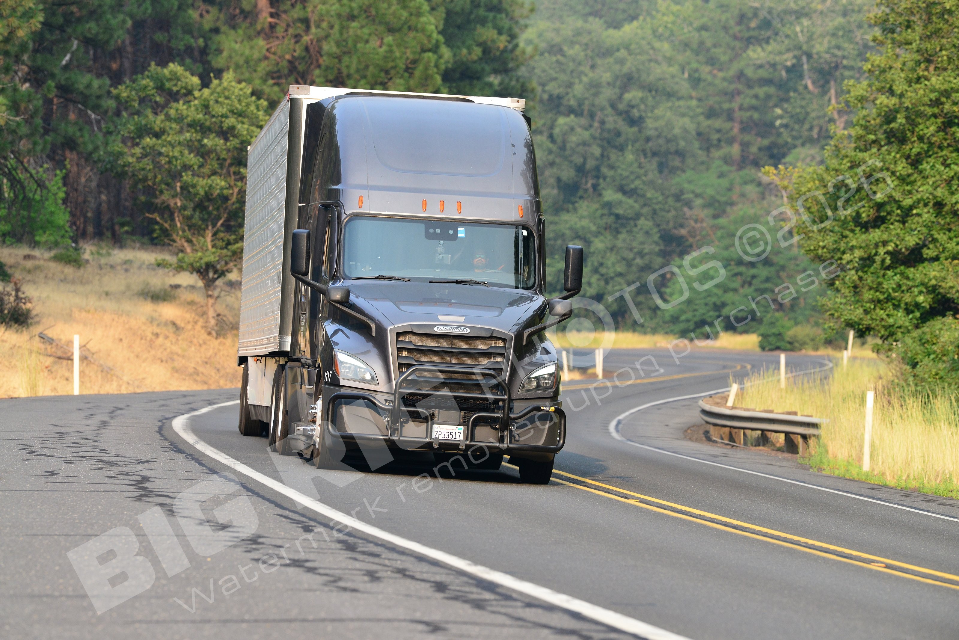 717, BBF, Dry Van, Freightliner Trucks, zp33517