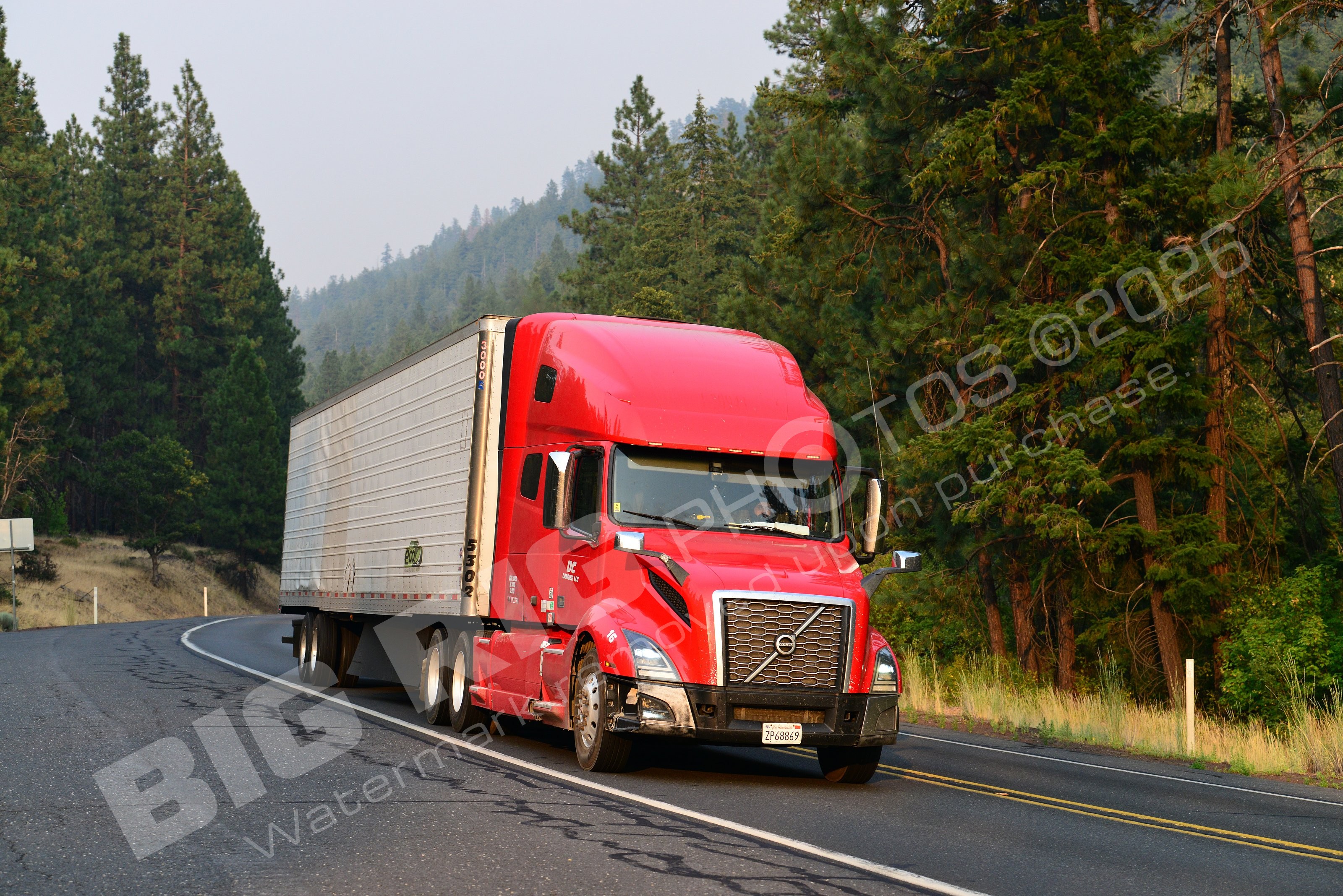 5302, 5502, BBF, Dry Van, Reefer, VN, Volvo, red, white, zp68869