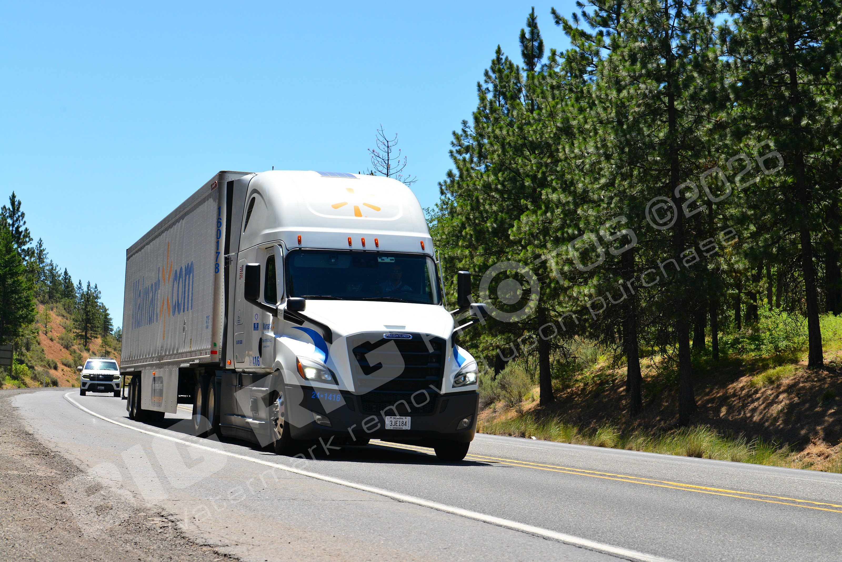 24-1416, 3je184, BBB, Freightliner Tru, Walmart, Walmart 24-1416
