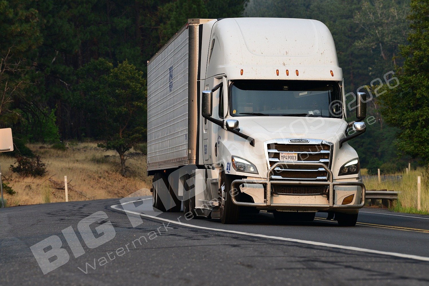 BBF, Freightliner Trucks, Reefer, Sartaj Highways Inc, yp49003