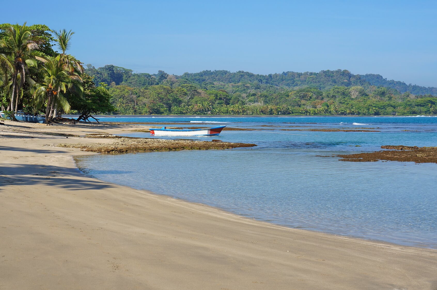 Top beach destination for TEFL teachers: Costa Rica