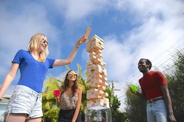 Jenga® GIANT™