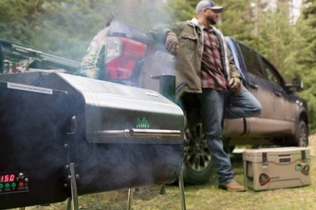 Davy Crockett WiFi Pellet Grill