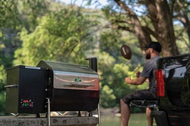 Davy Crockett WiFi Pellet Grill