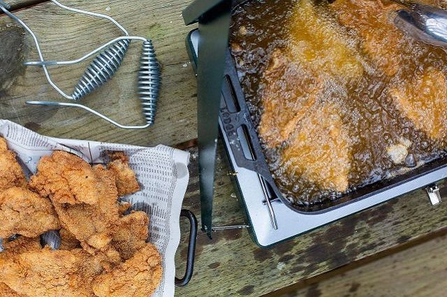 Lodge Cast Iron Legacy Series Fish Pan