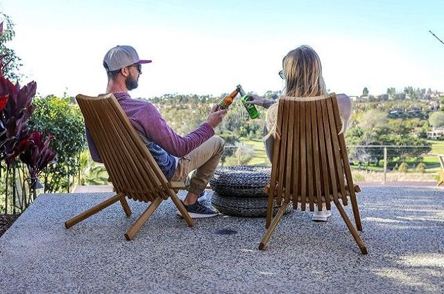 CleverMade Tamarack Folding Wooden Chair