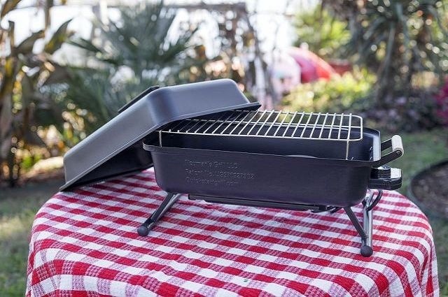 Quick Start Portable Charcoal Grill