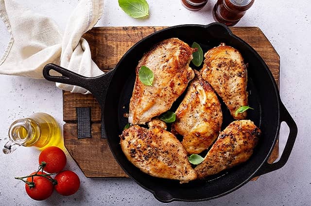 Utopia Kitchen Pre-Seasoned Cast Iron Skillet