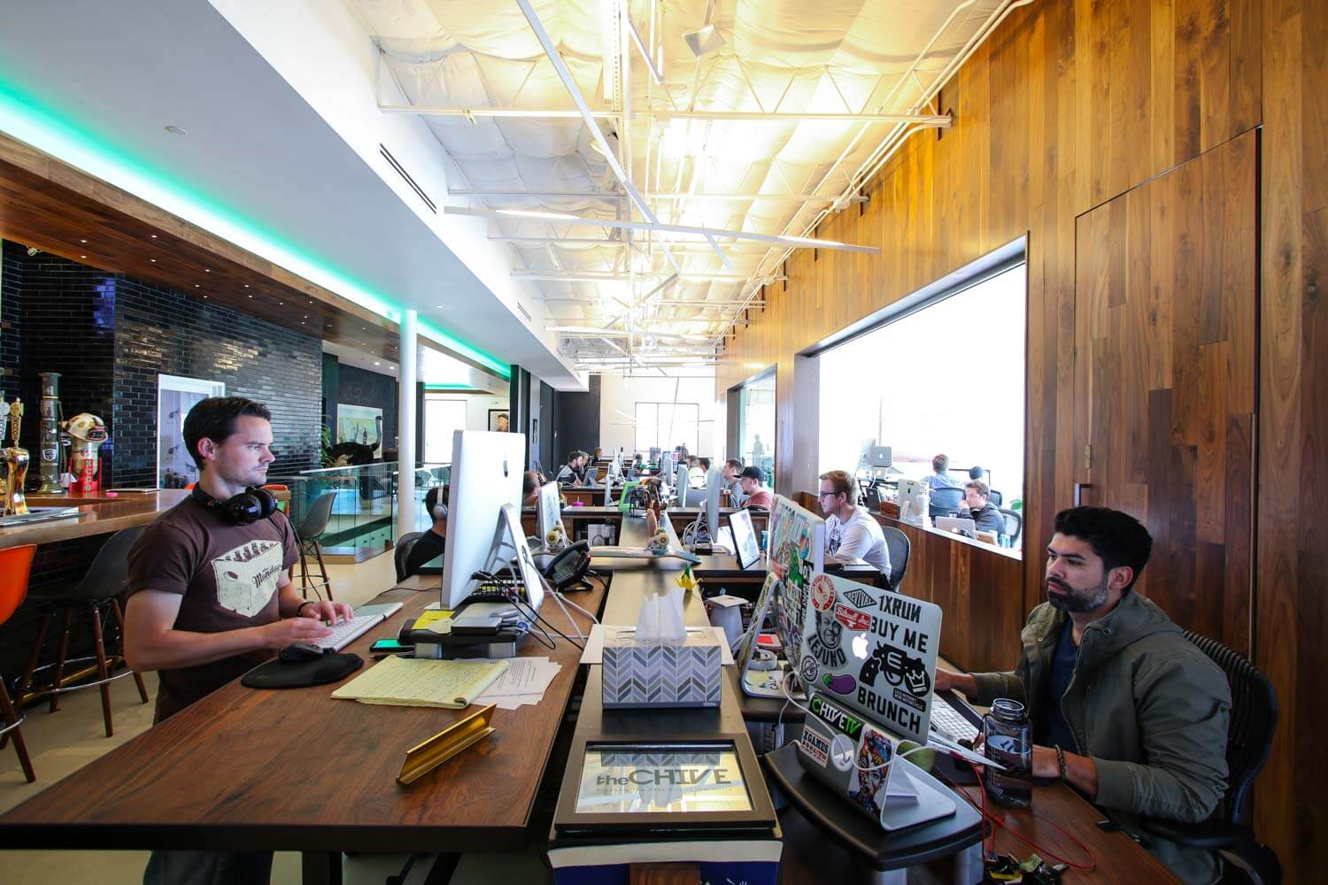 Chive Office Interesting Thechive Office7 Thechive Office8 Techvibes Thechives Nearly Safe For Work Austin Office Techvibes Chive Office Interesting Thechive Office7 Thechive Office8 Techvibes Thechives Nearly Safe For Work Austin Office Techvibes