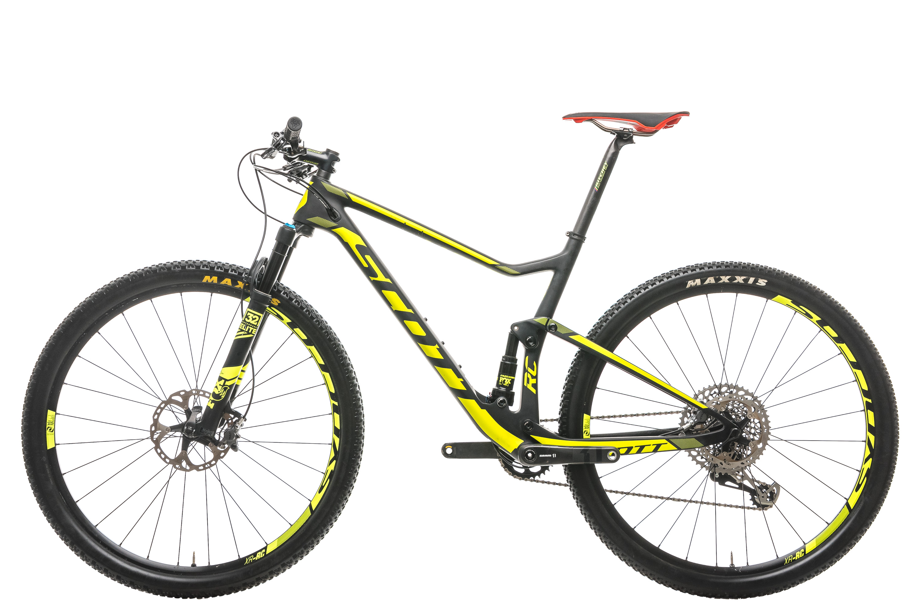 spark 900 elite