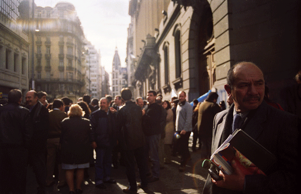 Lucia_businessman400.gif Lucia_businessman400.gif