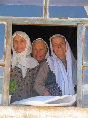 MariaFigueroaKupcu_three-gr.jpg MariaFigueroaKupcu_three-gr.jpg