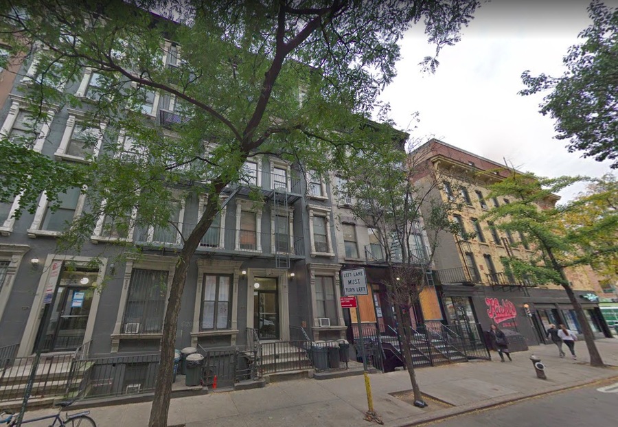 47th Street Photo Must Have Accessory Kit for the Canon 450D, 1000D, X 7th Avenue New York: The Iconic Avenue in the Heart of NY