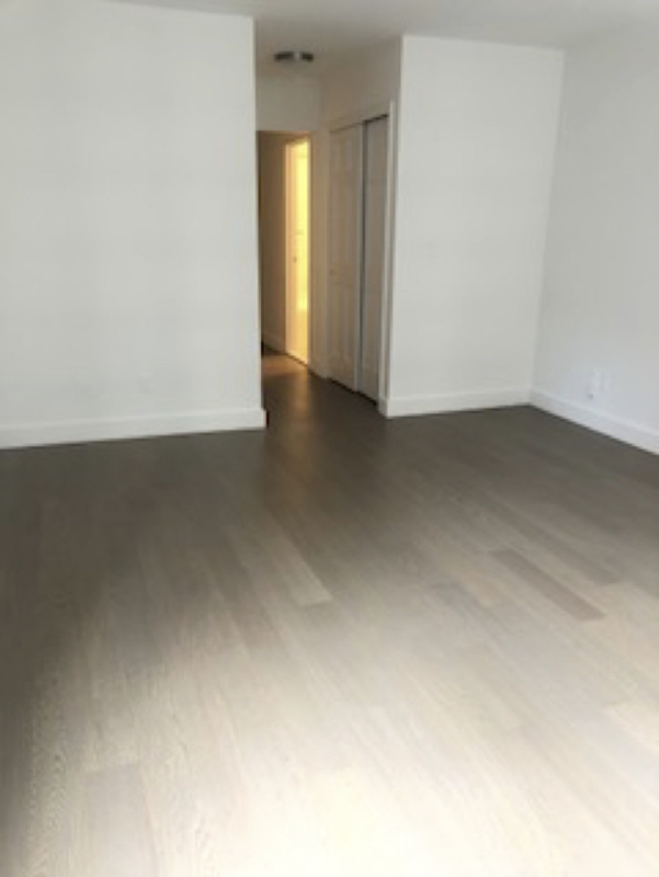 The Murray Park 120 East 34th Street