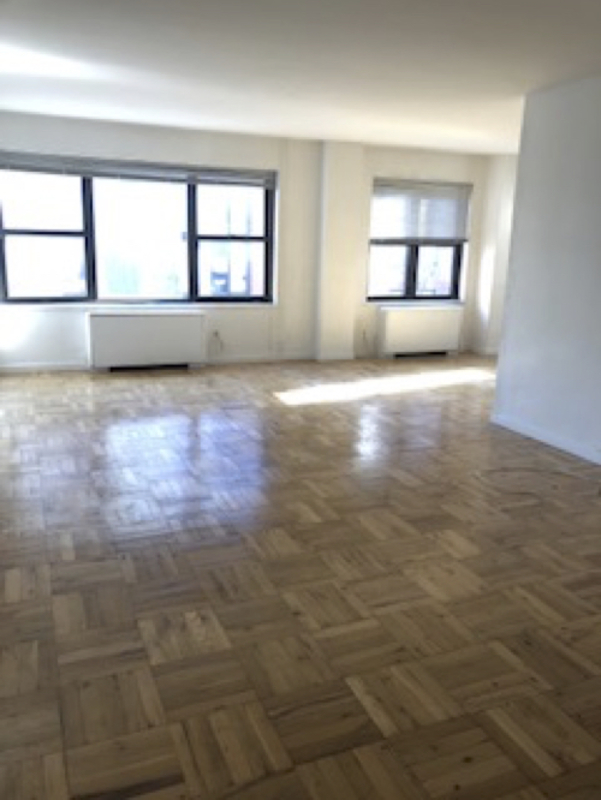 The Murray Park 120 East 34th Street