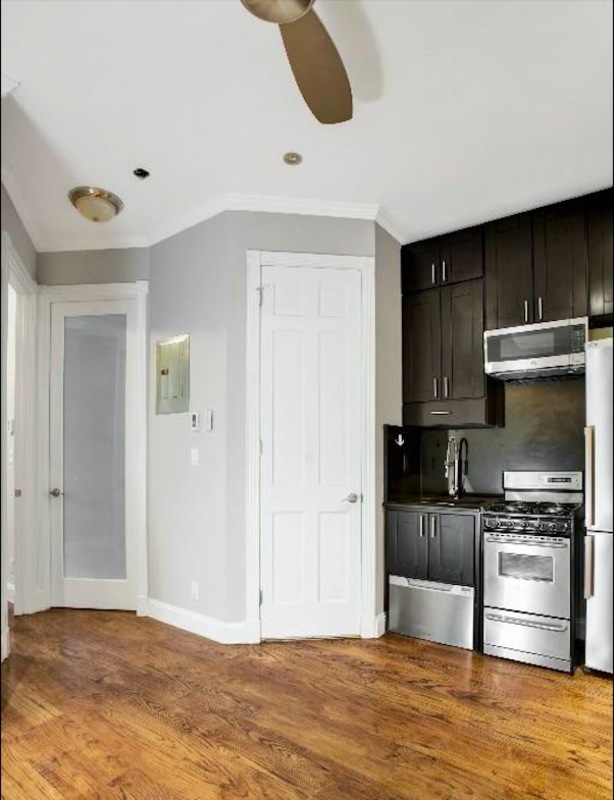  15 West 103rd Street