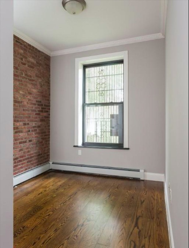  17 West 103rd Street