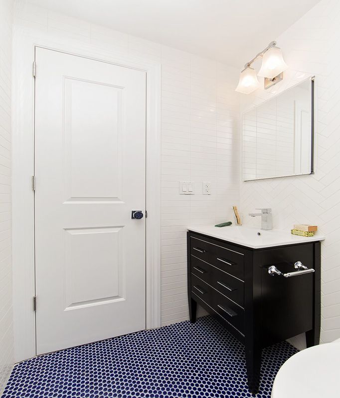  402 East 12th Street