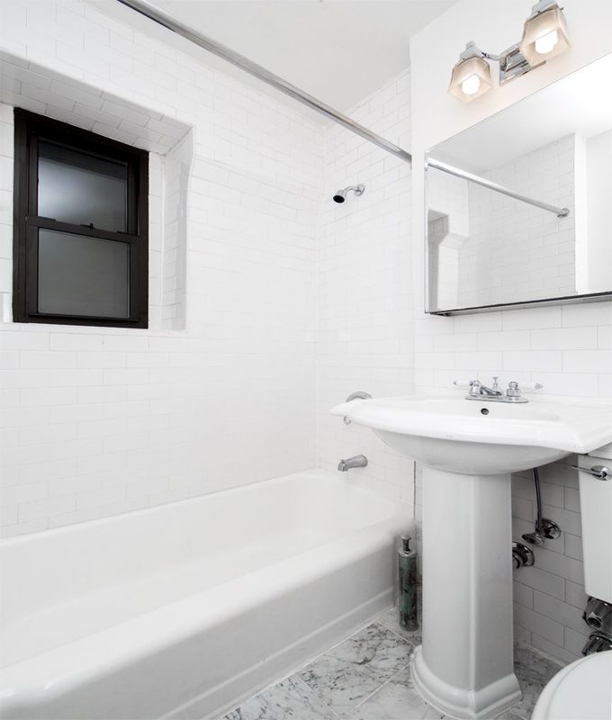  419 East 82nd Street