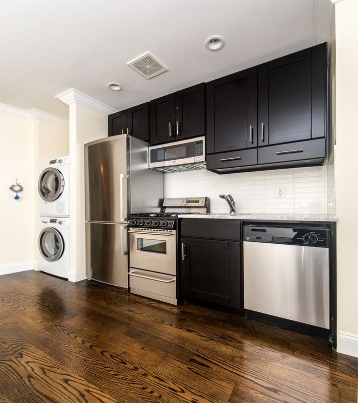  513 East 82nd Street