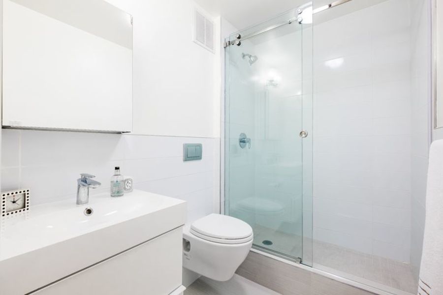 220 East 22nd Street 220 East 22nd Street