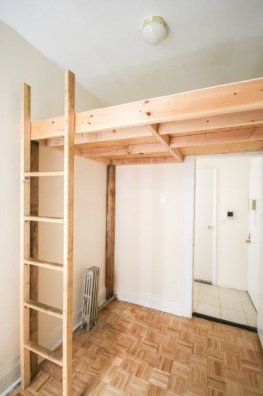  620 East 11th Street