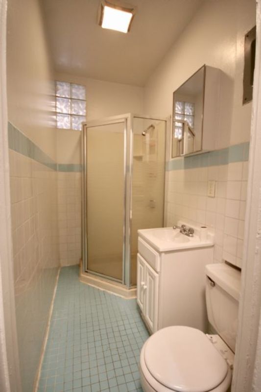  622 East 11th Street