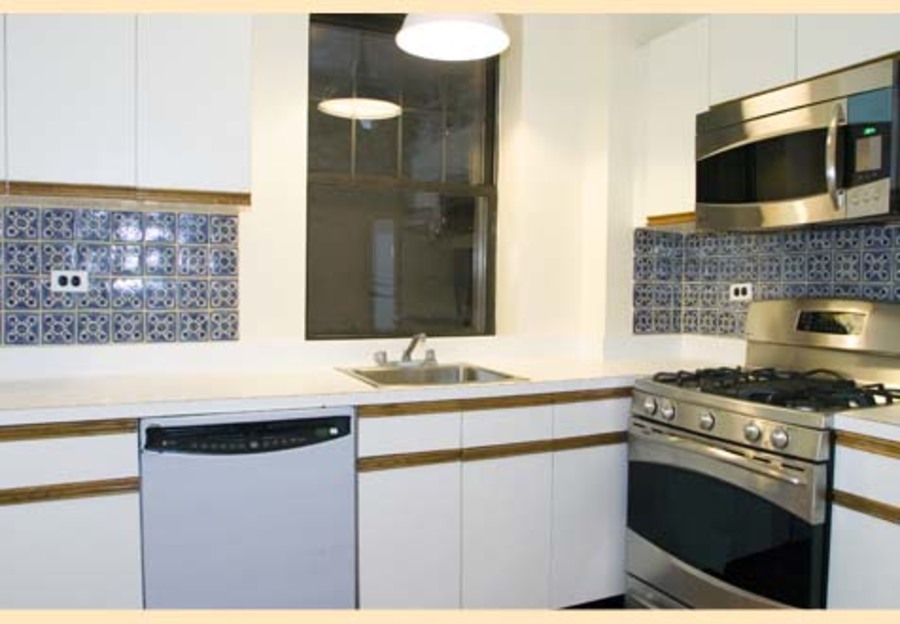  370 Central Park West