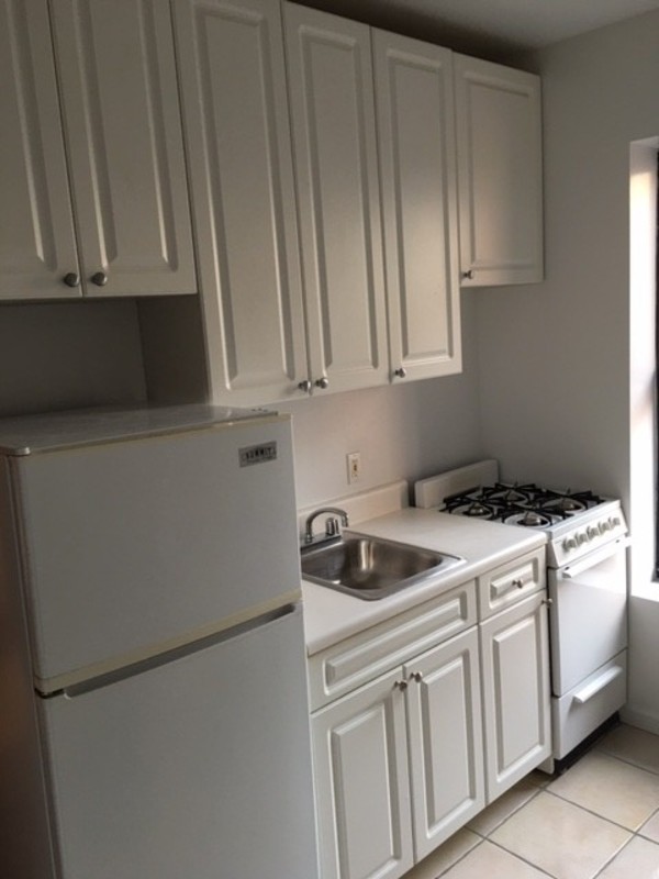  402 East 78th Street