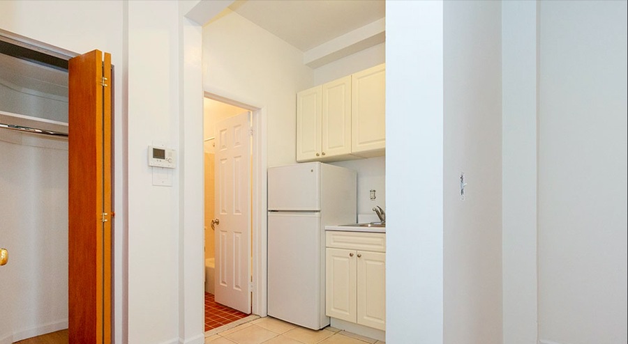  405 East 87th Street