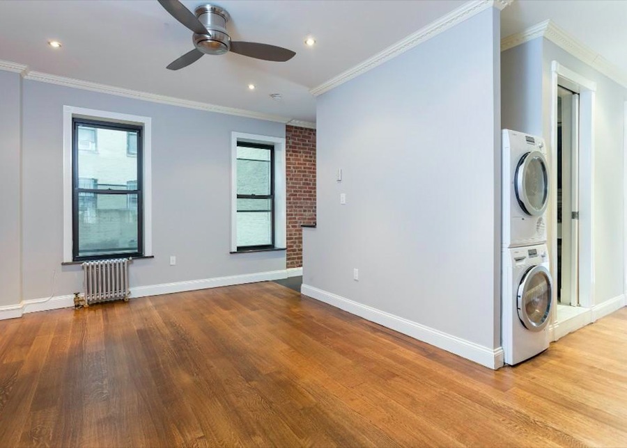  326 East 100th Street