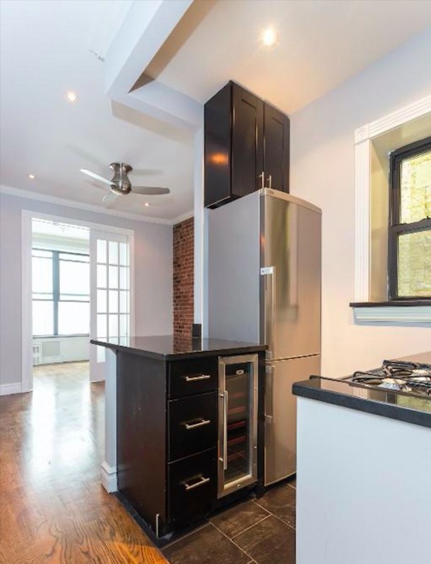  209 East 25th Street