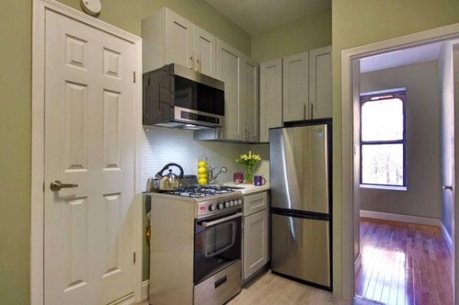  622 East 11th Street