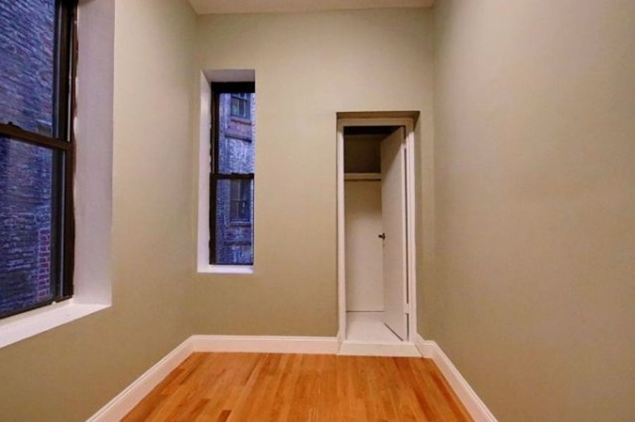  622 East 11th Street