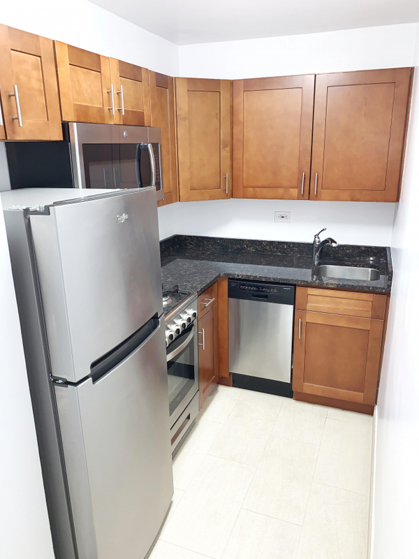 Stonehenge 51 340 East 51st Street