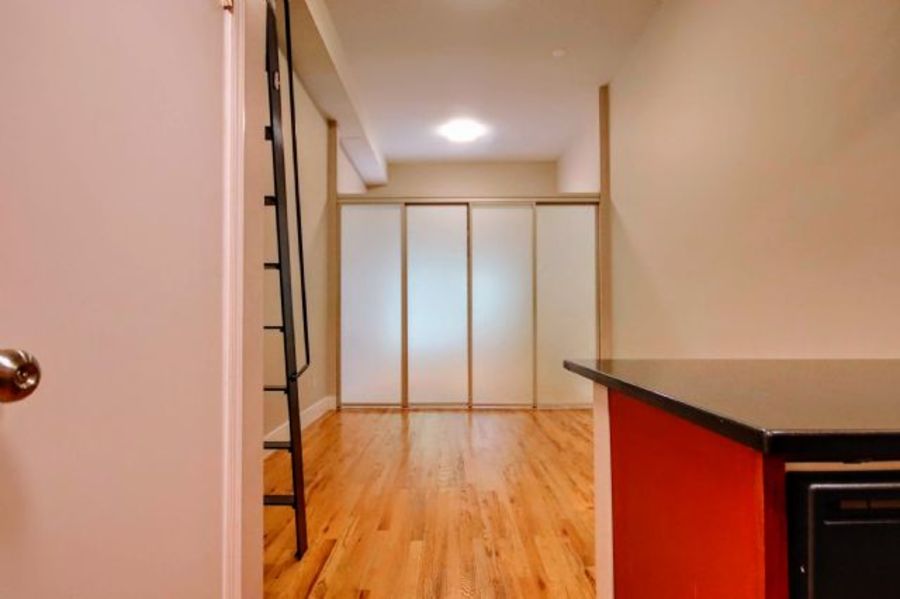  422 East 14th Street