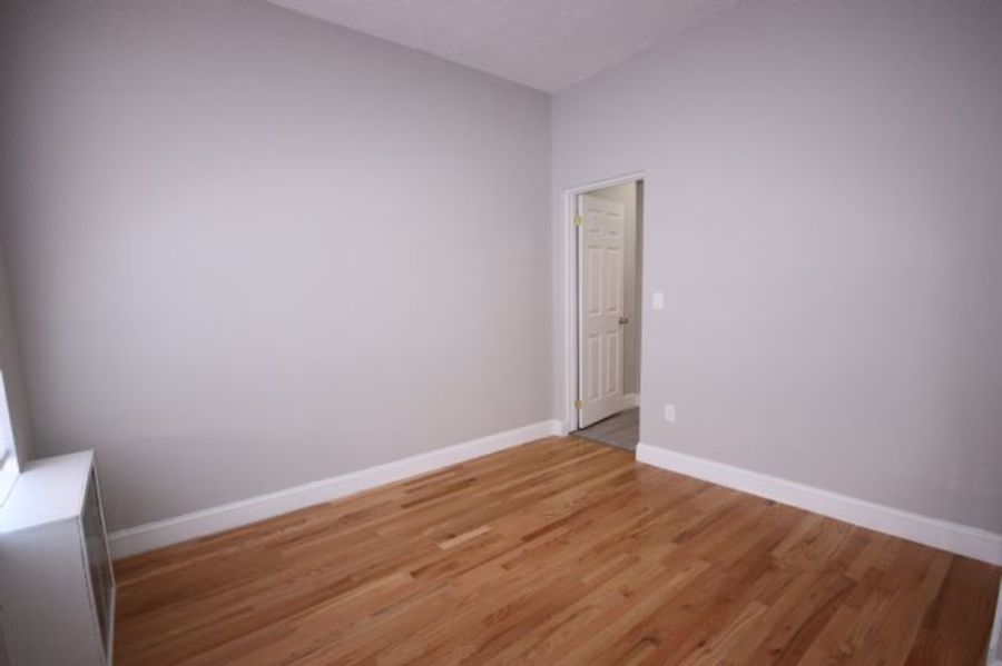  620 East 11th Street