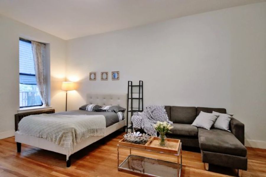  206 East 70th Street