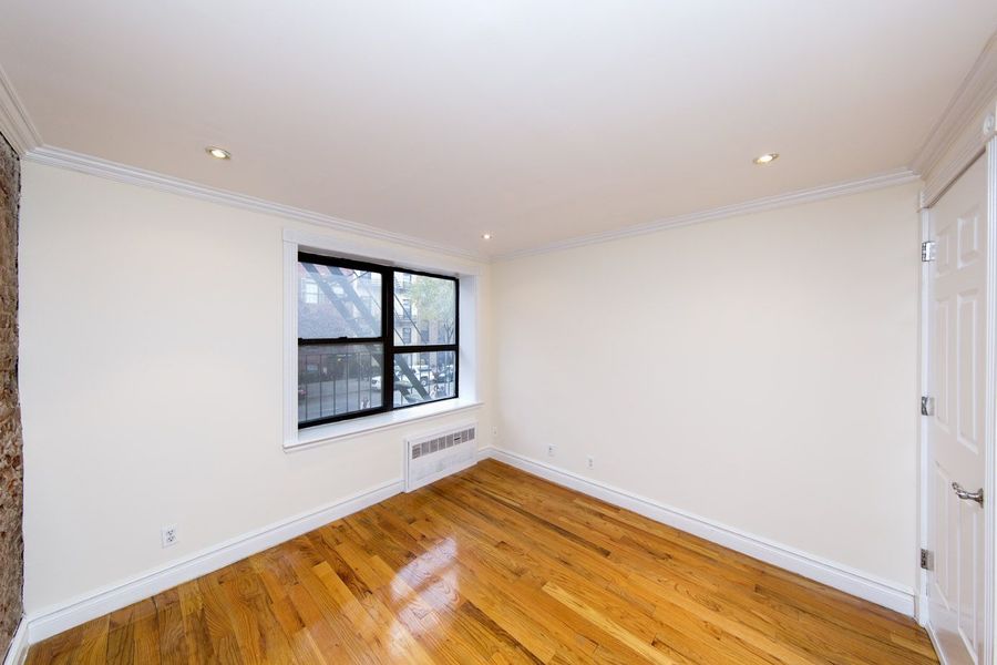  320 West 14th Street