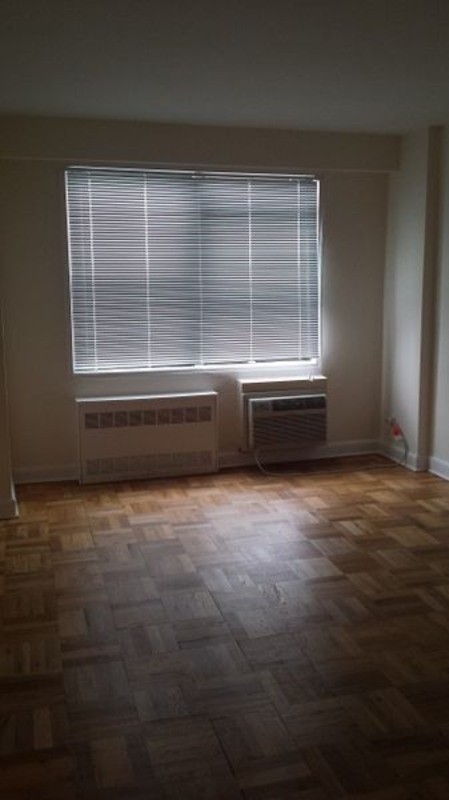 Brussels 98-01 67th Avenue